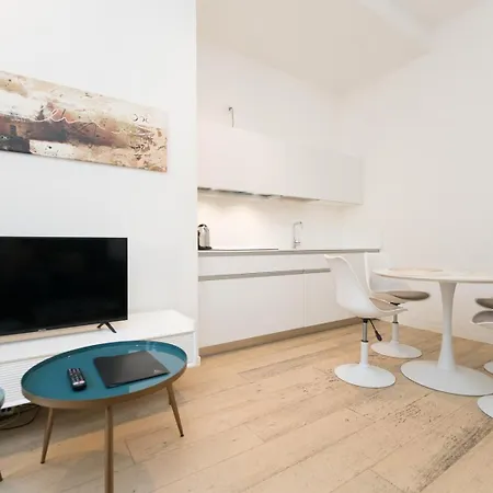 Luxury One Bedroom Corso Buenos Aires Next Duomo Apartmán *